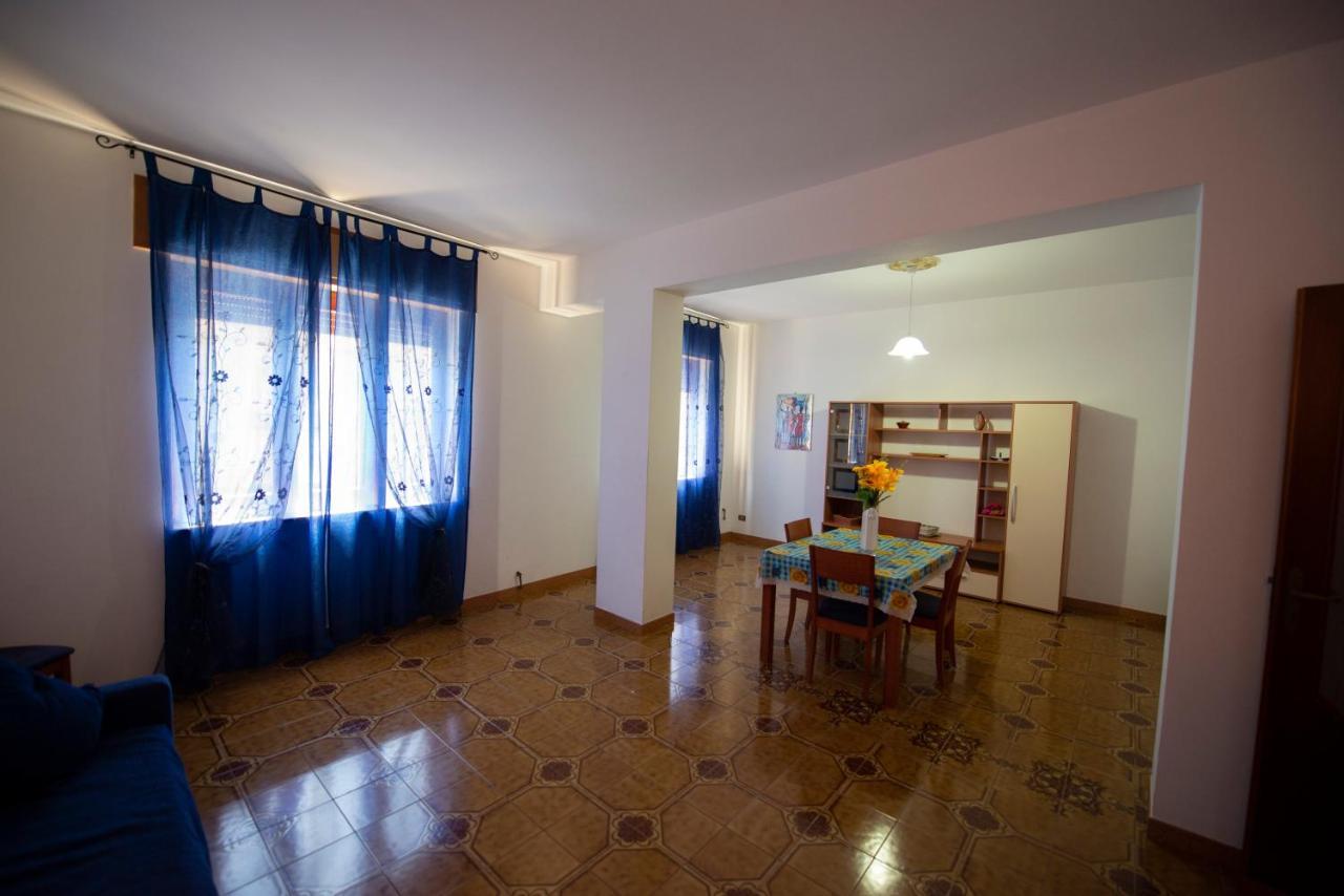 Olimpo Appartament'S Apartment Parghelia Bagian luar foto